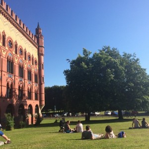 There's nothing like a sunny day in Glasgow.